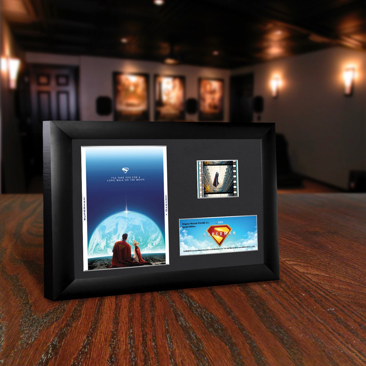 Superman (2025) (Superman and Krypto) Minicell FilmCells™ Framed Desktop Presentation USFC6588